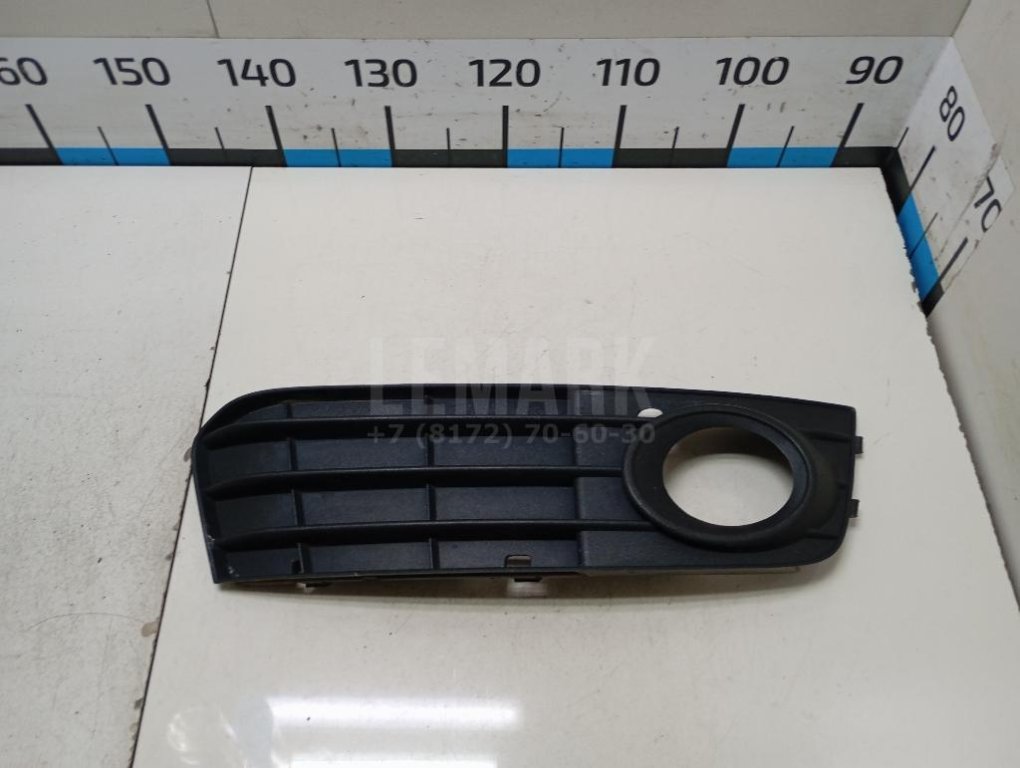 Решетка в бампер правая