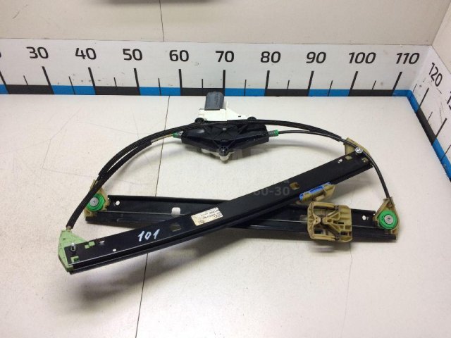 Стеклоподъемник электр. передний левый