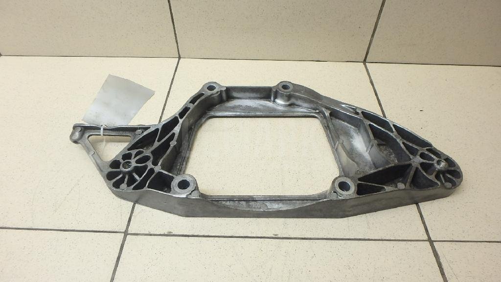 Кронштейн редуктора