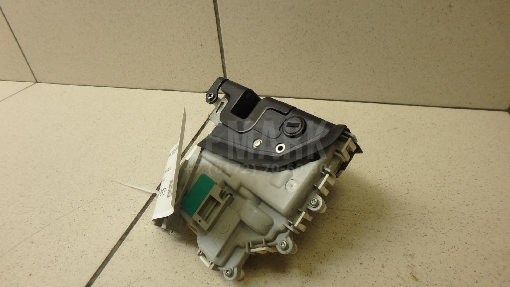 Замок двери задней левой