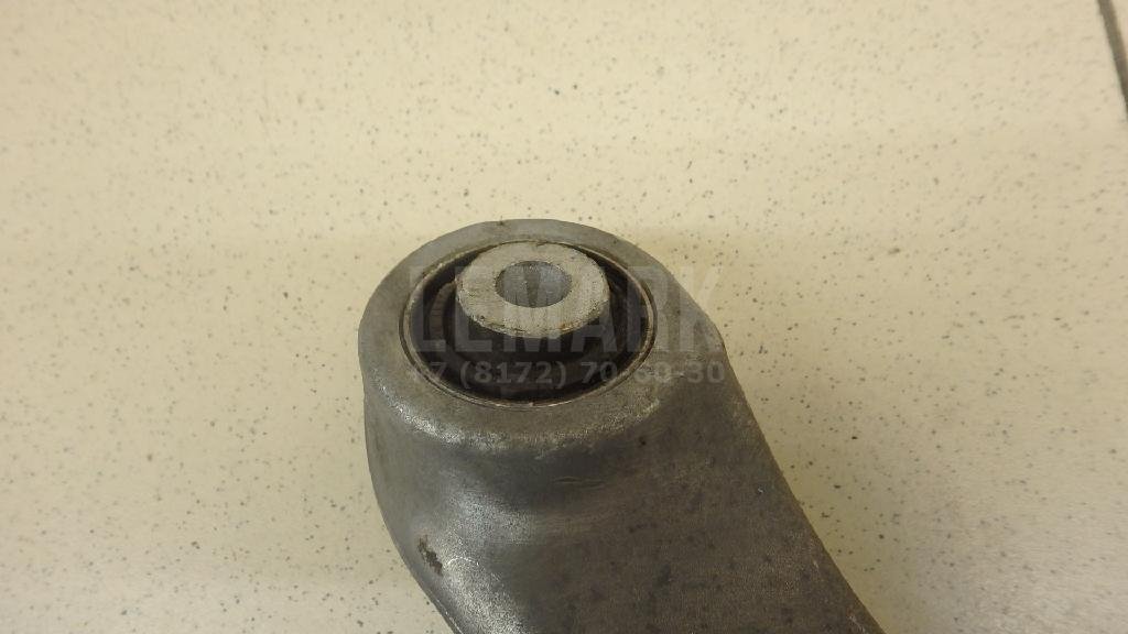 Рычаг задний верхний левый