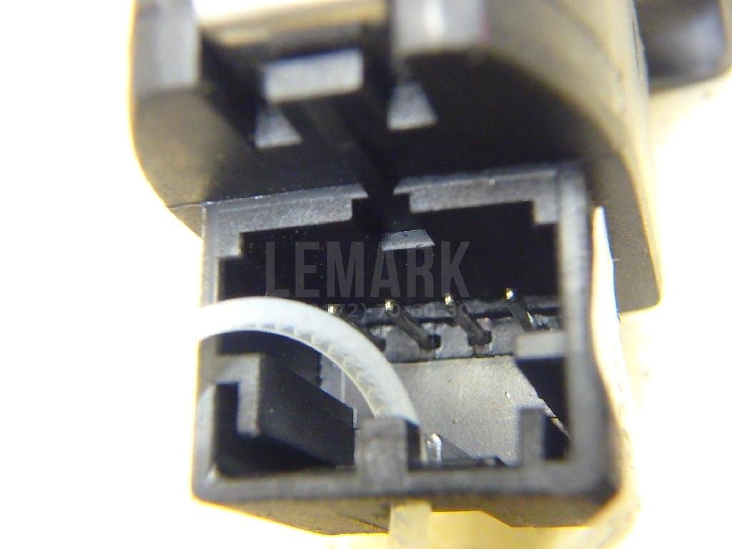 Кнопка центрального замка