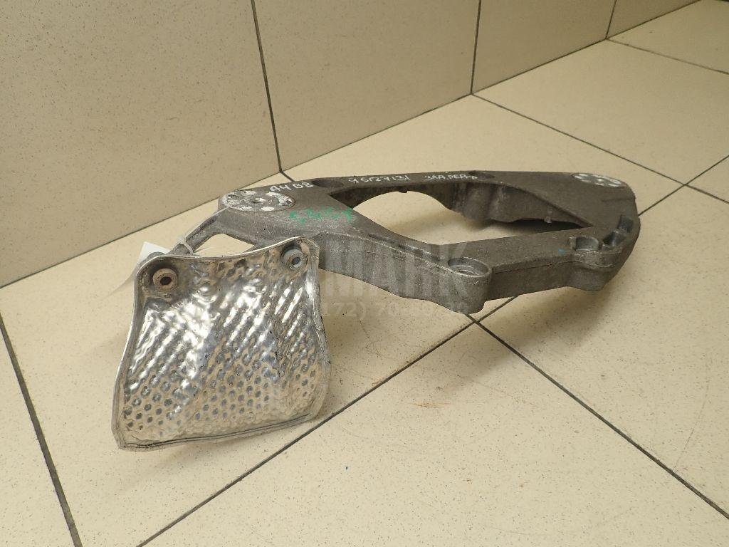 Кронштейн редуктора