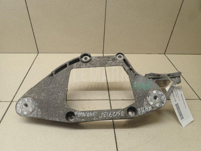 Кронштейн редуктора