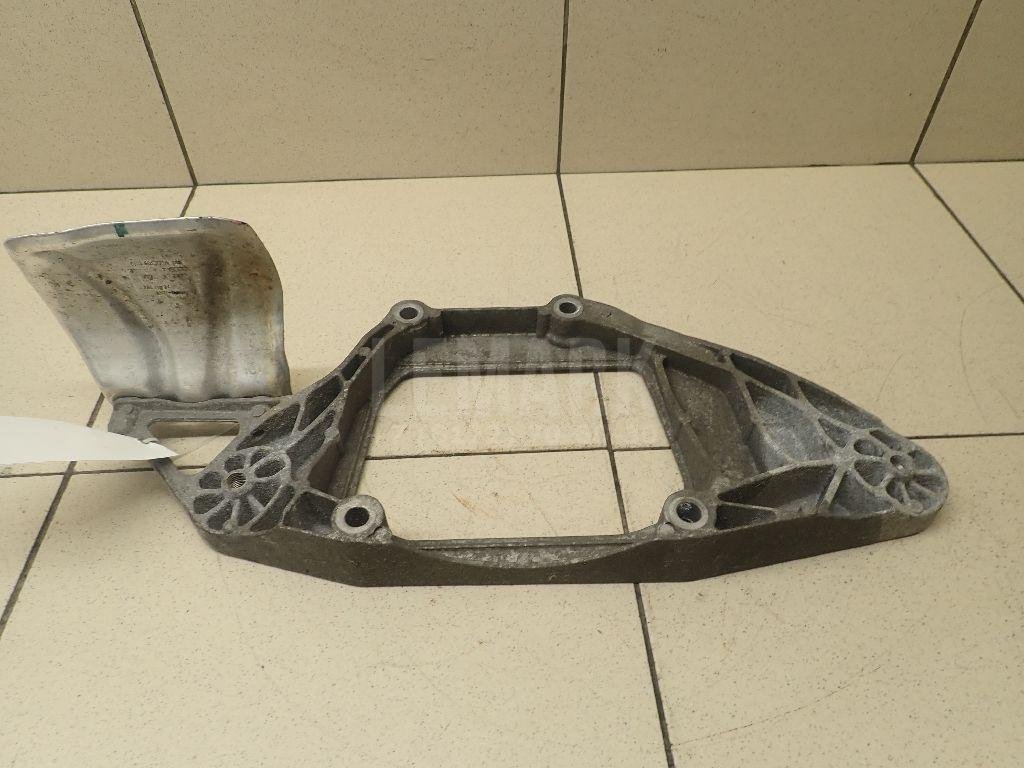 Кронштейн редуктора