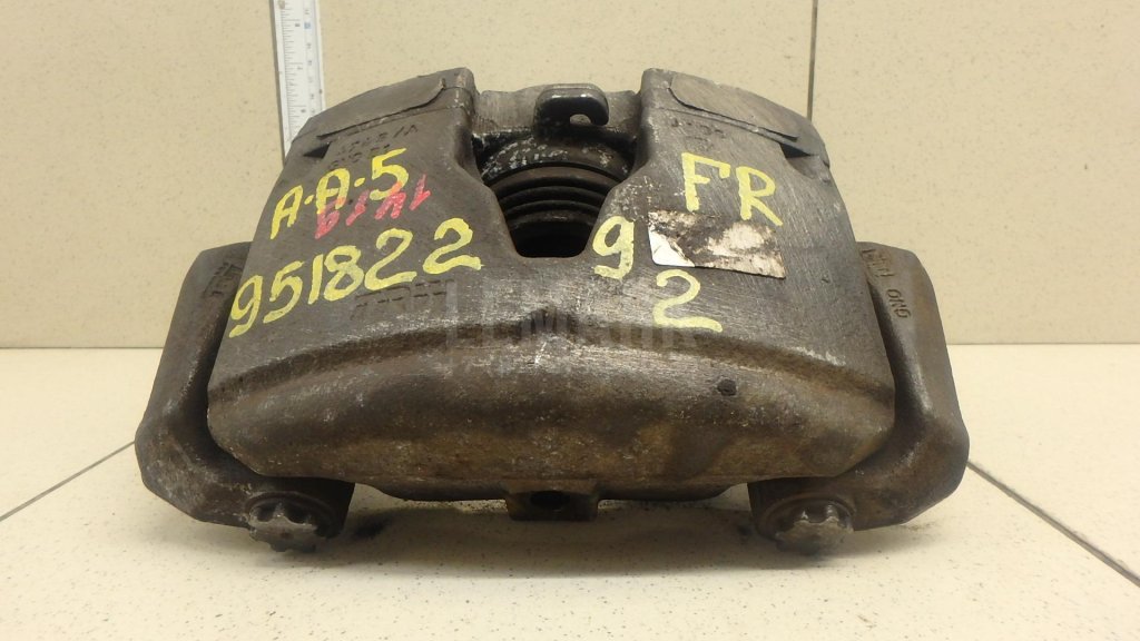 Суппорт тормозной передний правый