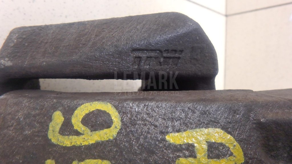 Суппорт тормозной передний правый