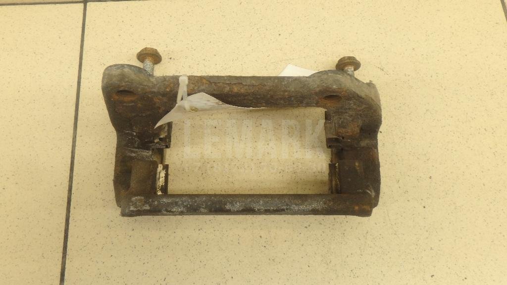 Скоба суппорта заднего левого