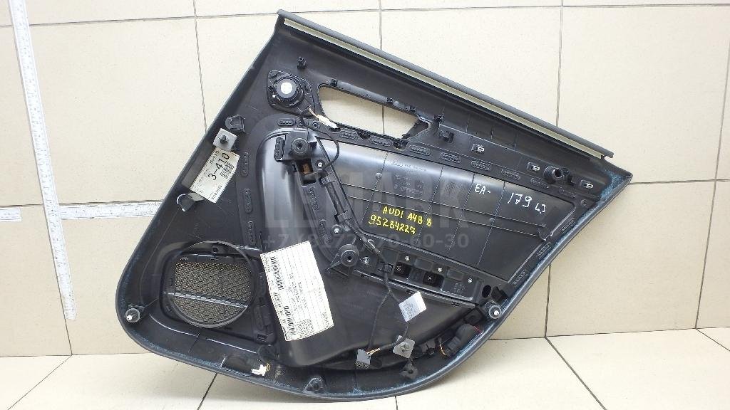 Обшивка двери задней левой