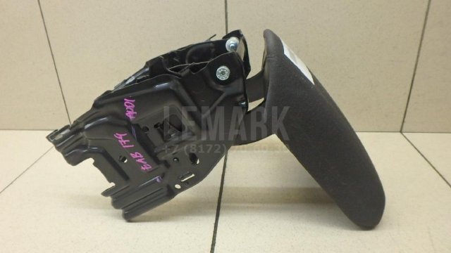 Подлокотник