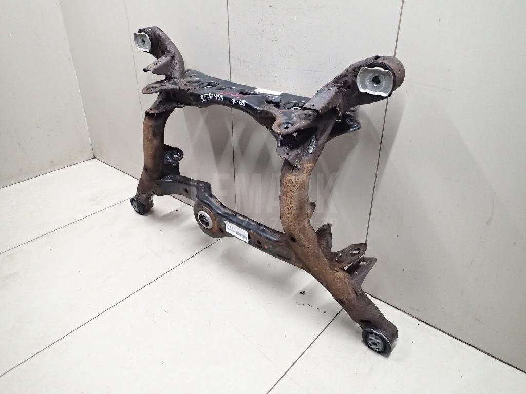 Балка задняя