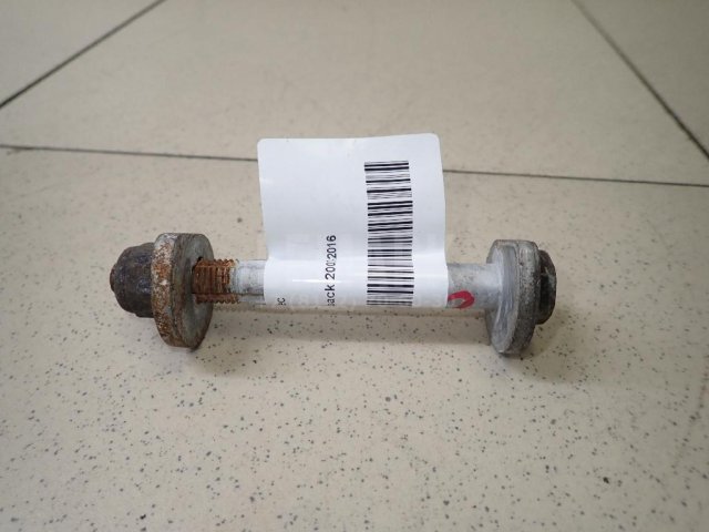 Болт развала задних колес