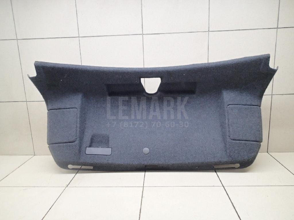 Обшивка крышки багажника