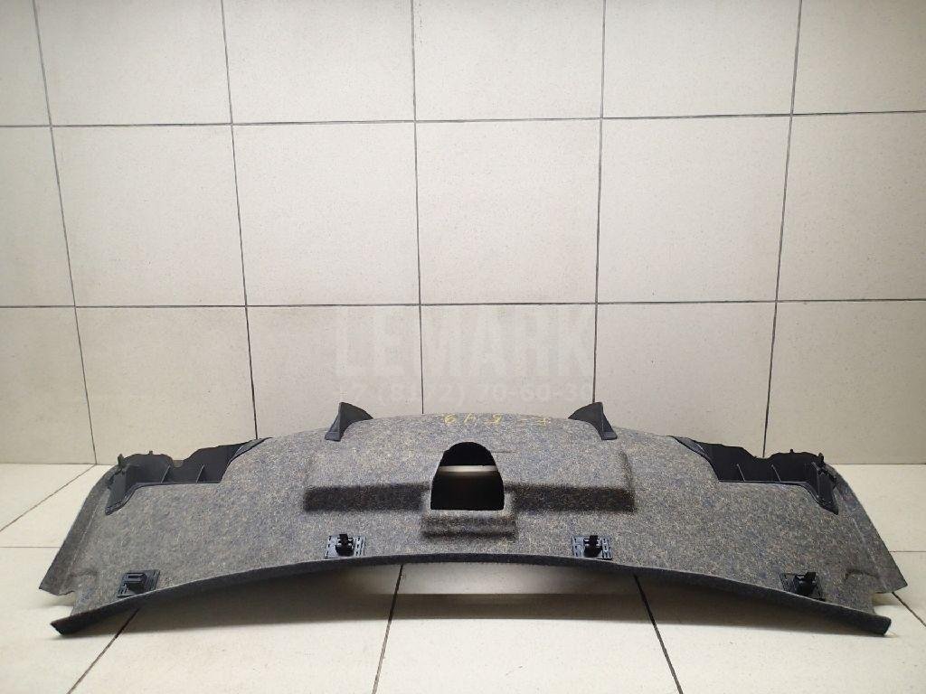 Обшивка крышки багажника