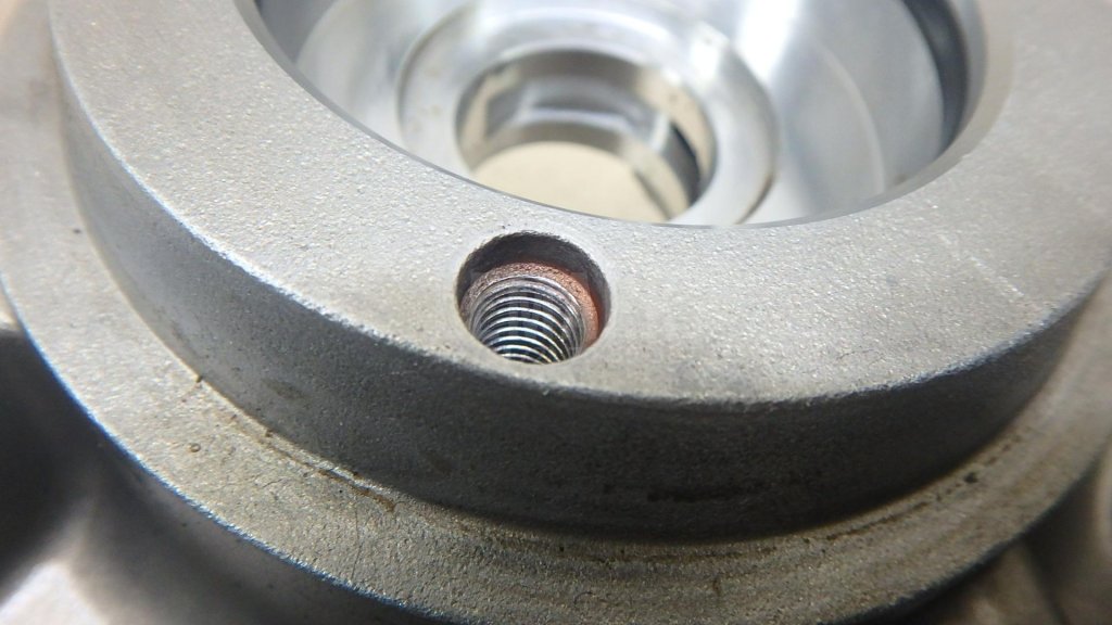 Крышка распредвала