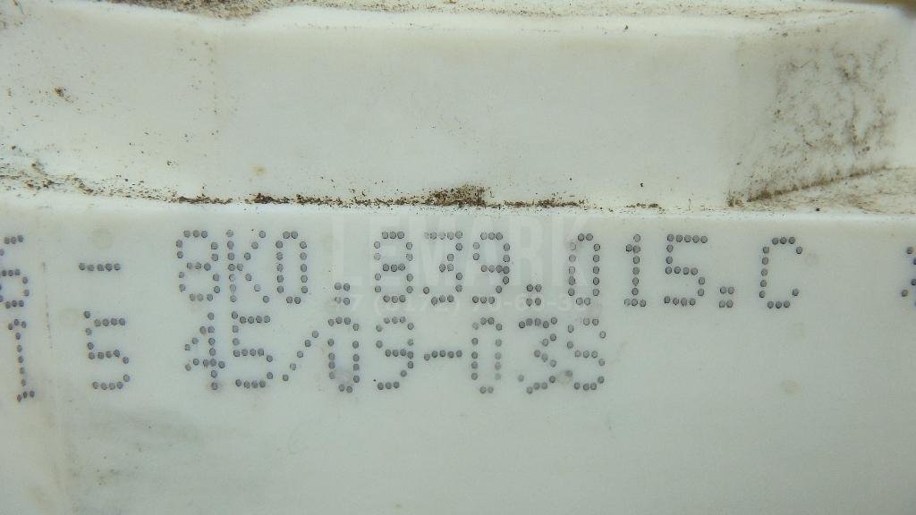 Замок двери задней левой