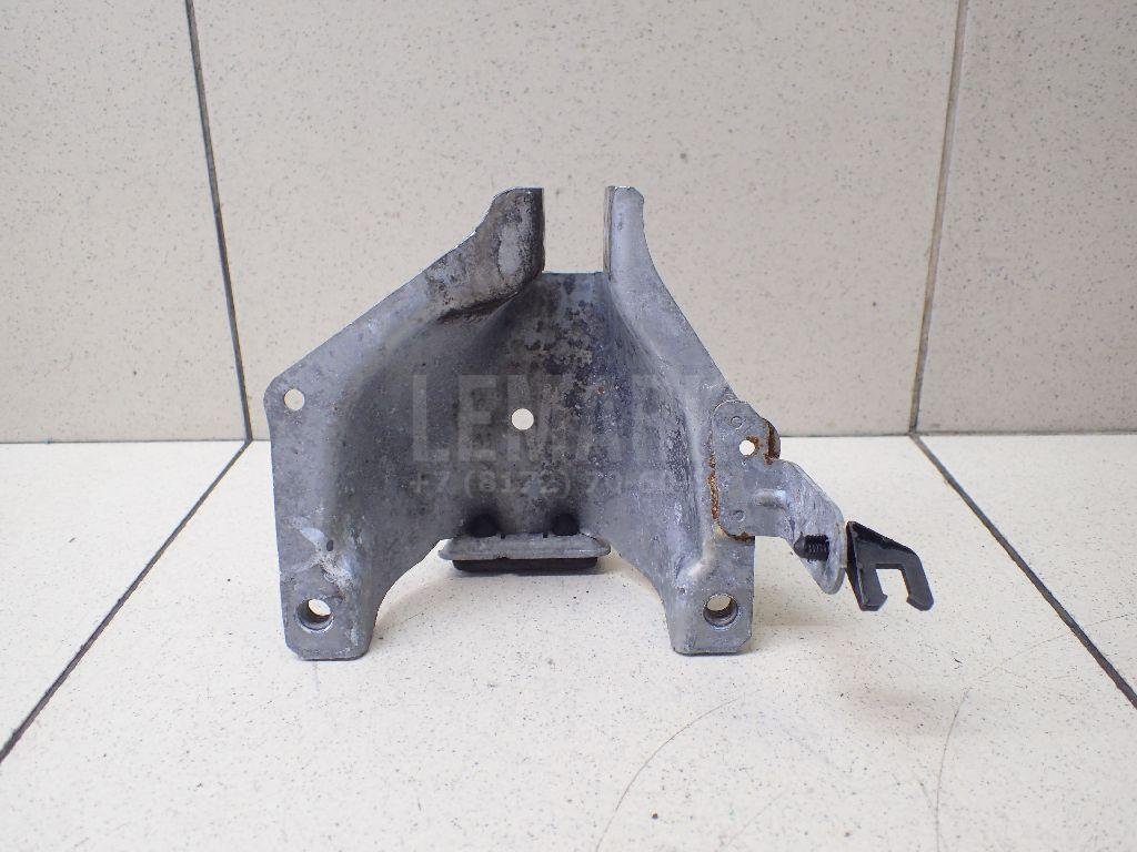 Кронштейн КПП левый
