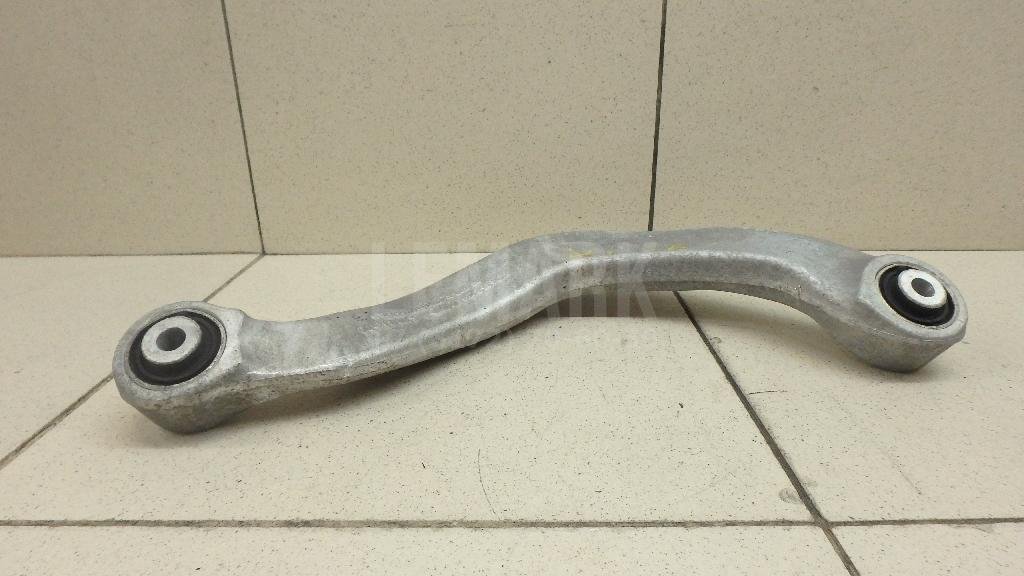 Рычаг задний верхний левый