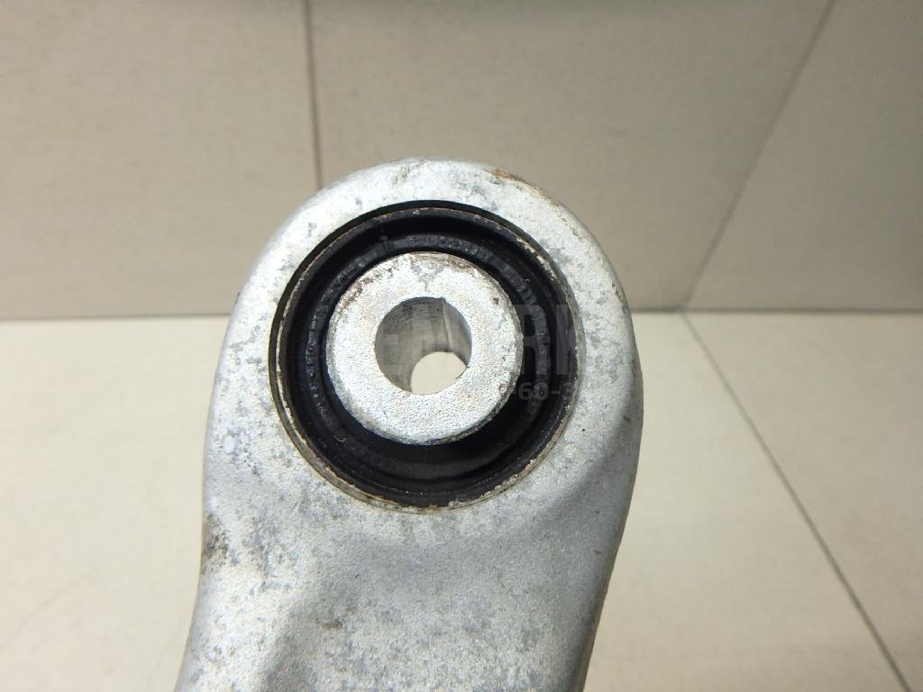 Рычаг задний верхний левый