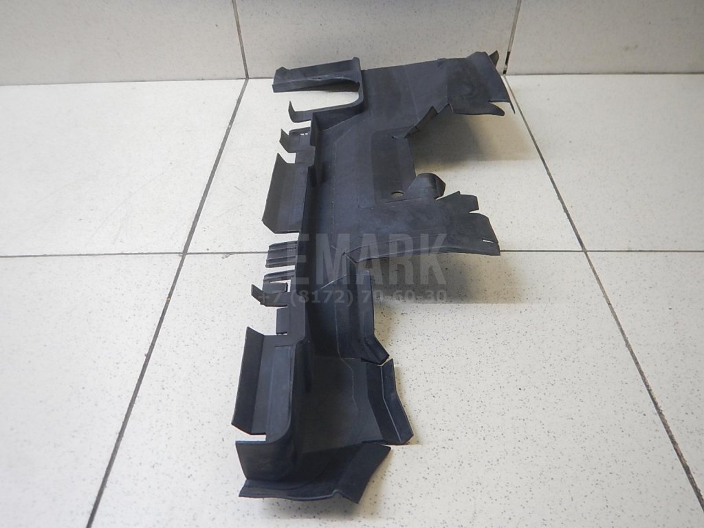 Воздуховод радиатора правый