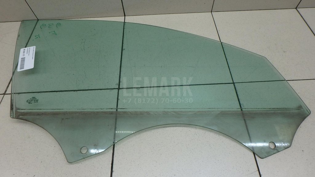 Стекло двери передней правой