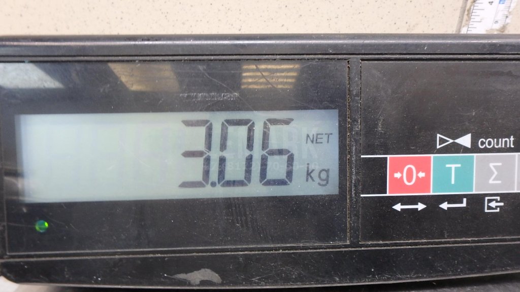 Стекло двери передней правой