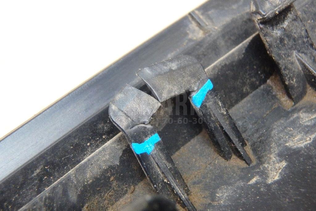 Накладка зеркала левого