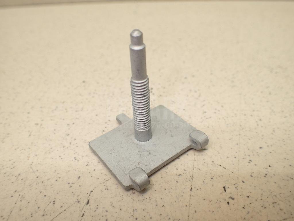 Пластина крепежная