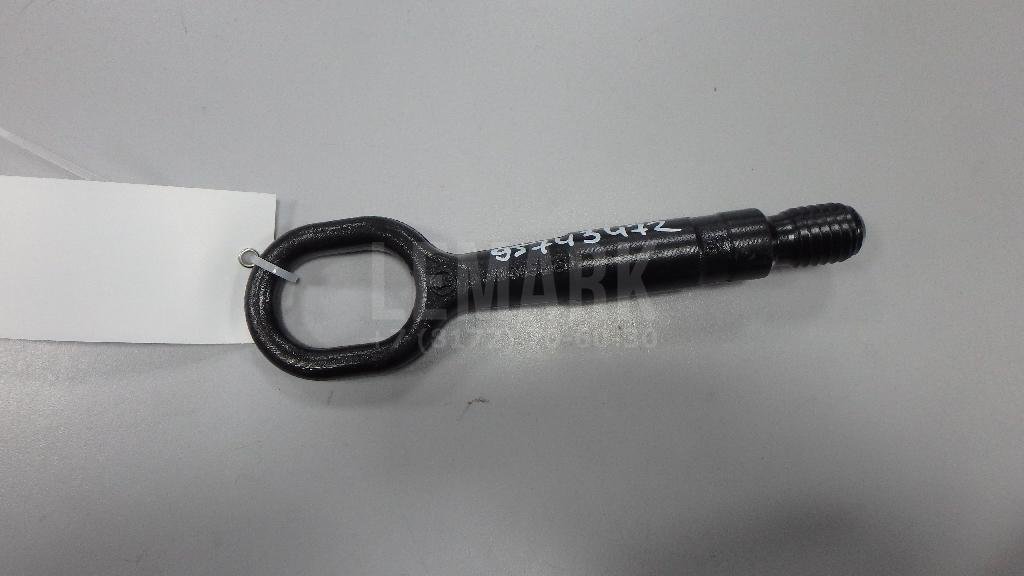 Крюк буксировочный