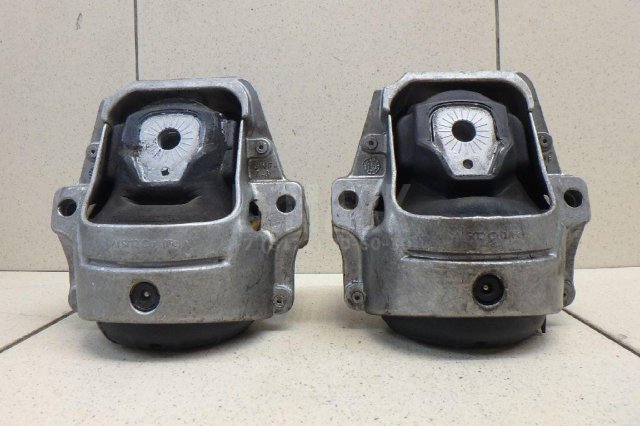 Опоры двигателя к-кт