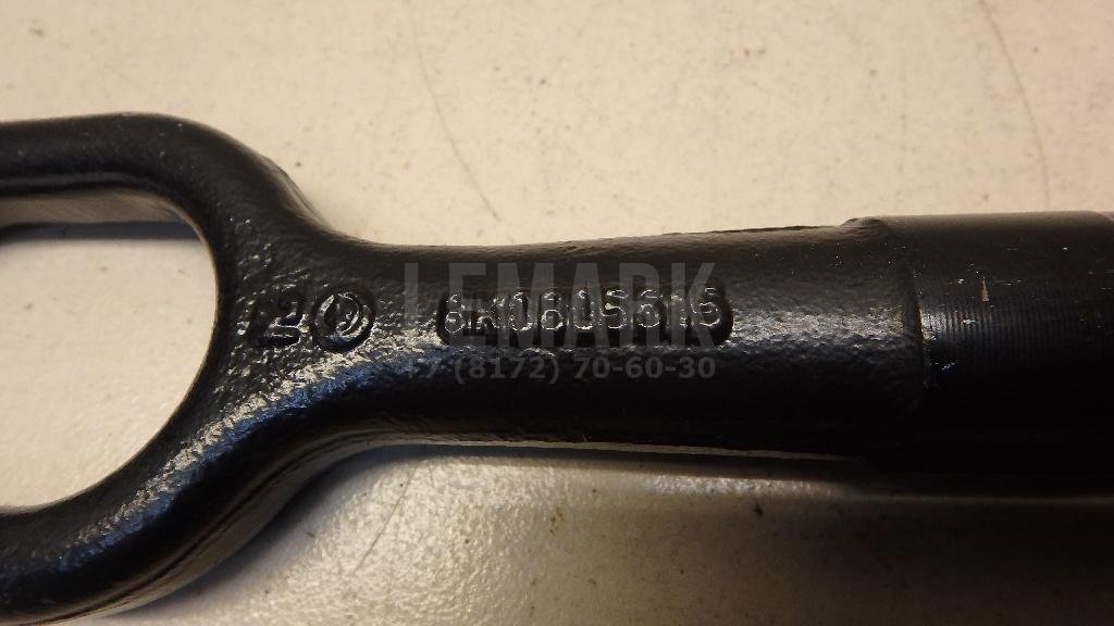 Крюк буксировочный