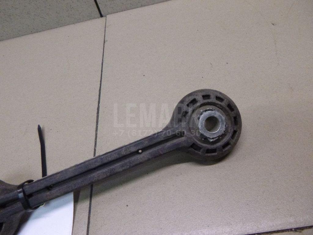 Стойка переднего стабилизатора