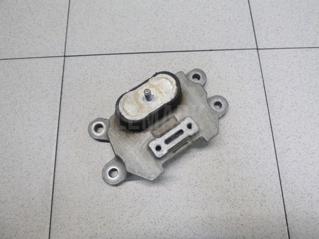 Кронштейн опоры КПП