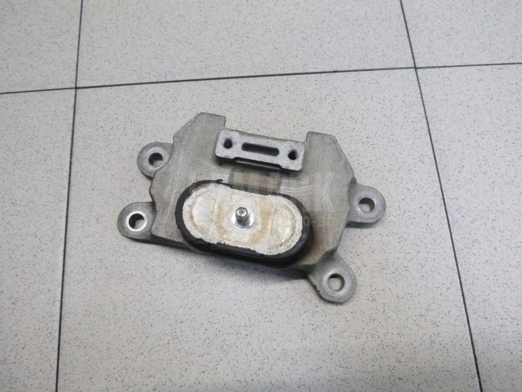 Кронштейн опоры КПП