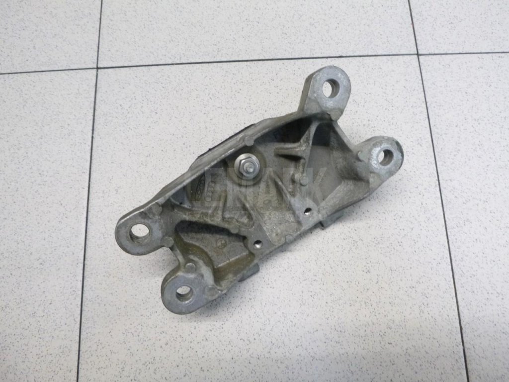 Кронштейн опоры КПП