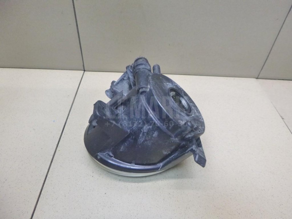 Фара противотуманная левая