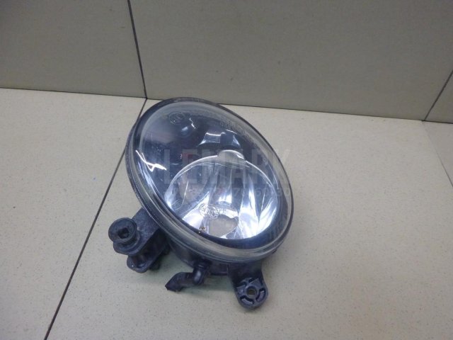 Фара противотуманная левая