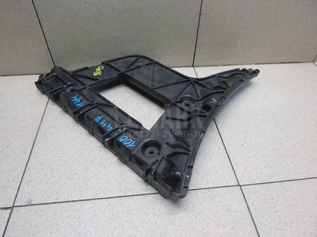 Кронштейн заднего бампера левый