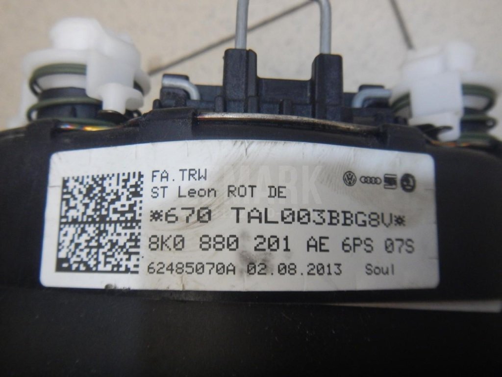 Подушка безопасности в рулевое колесо