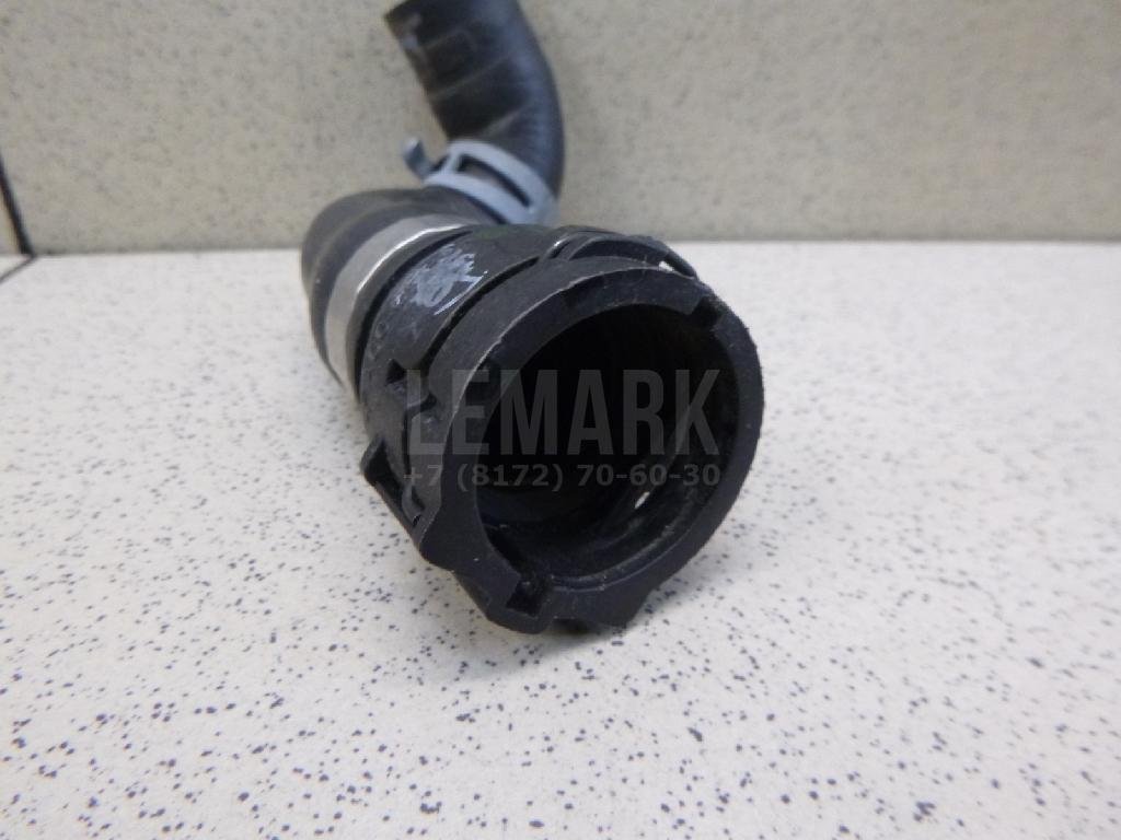 Патрубок отопителя