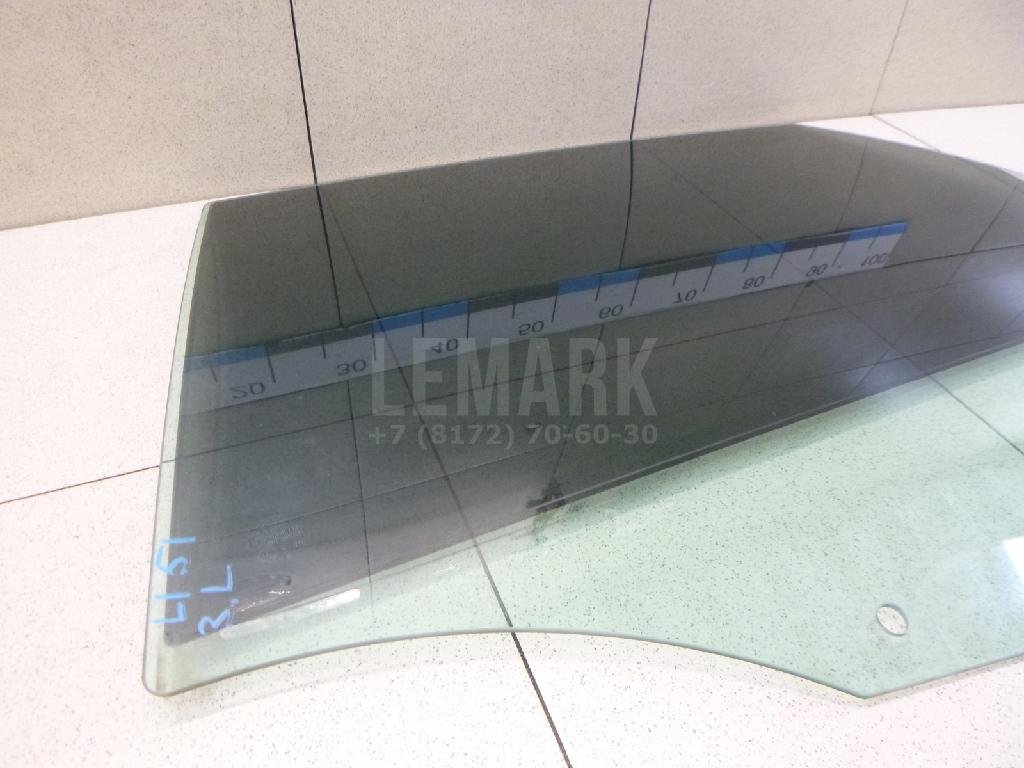 Стекло двери задней левой