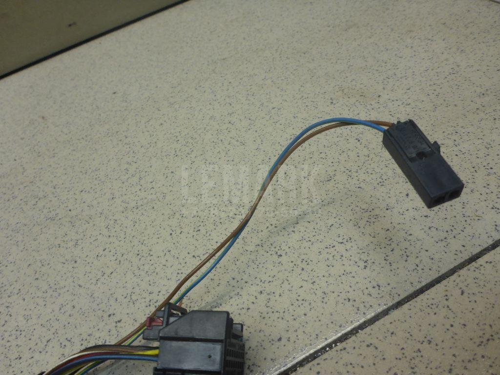 Зеркало правое электрическое