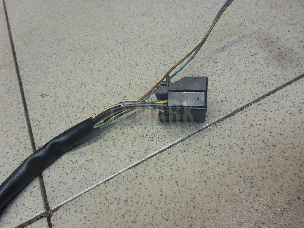 Зеркало правое электрическое