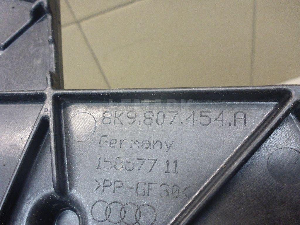 Кронштейн заднего бампера правый