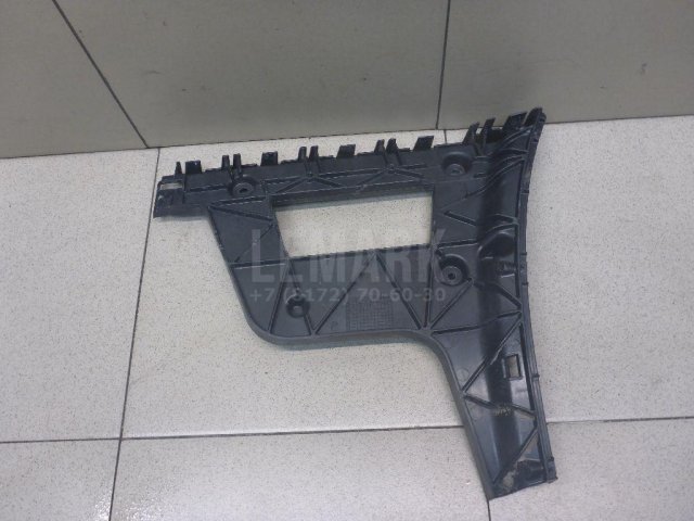 Кронштейн заднего бампера правый