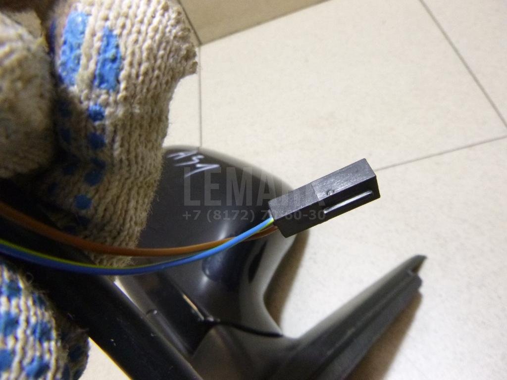 Зеркало правое электрическое