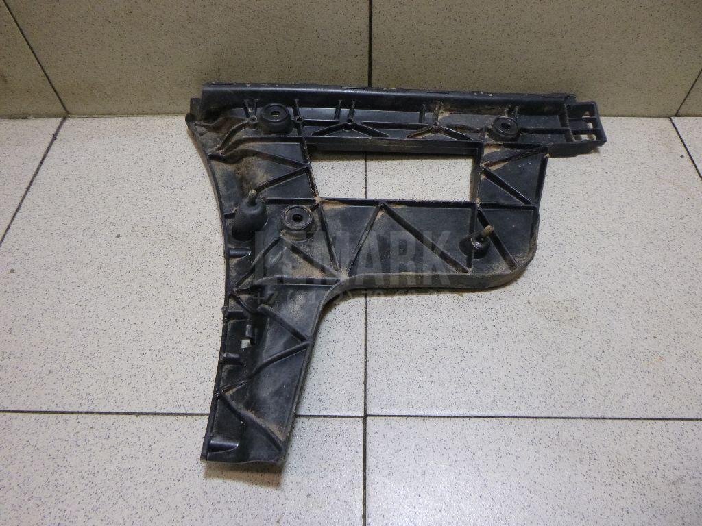 Кронштейн заднего бампера правый