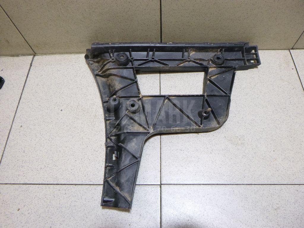 Кронштейн заднего бампера правый