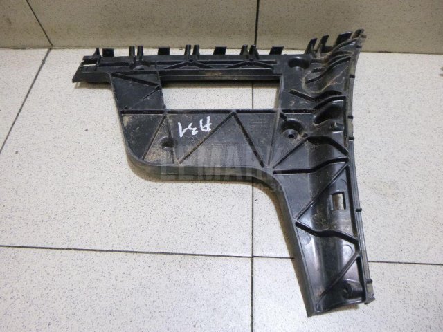 Кронштейн заднего бампера правый