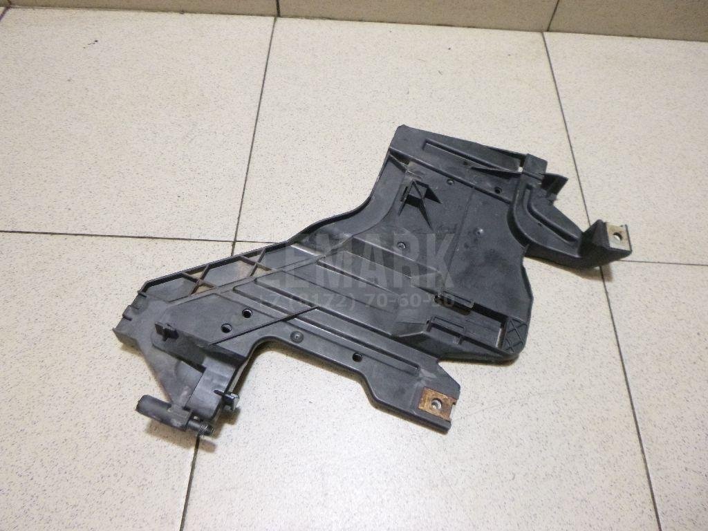 Кронштейн крепления фары